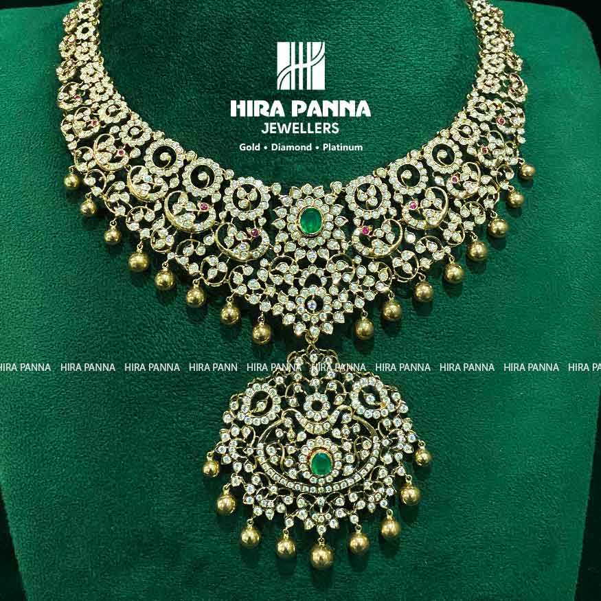 Open Come Close Setting R, E & Peacock Diamond Neckwear