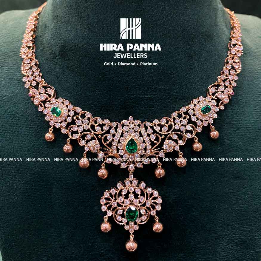 Open Come Close & Peacock R,E Diamond Neckwear