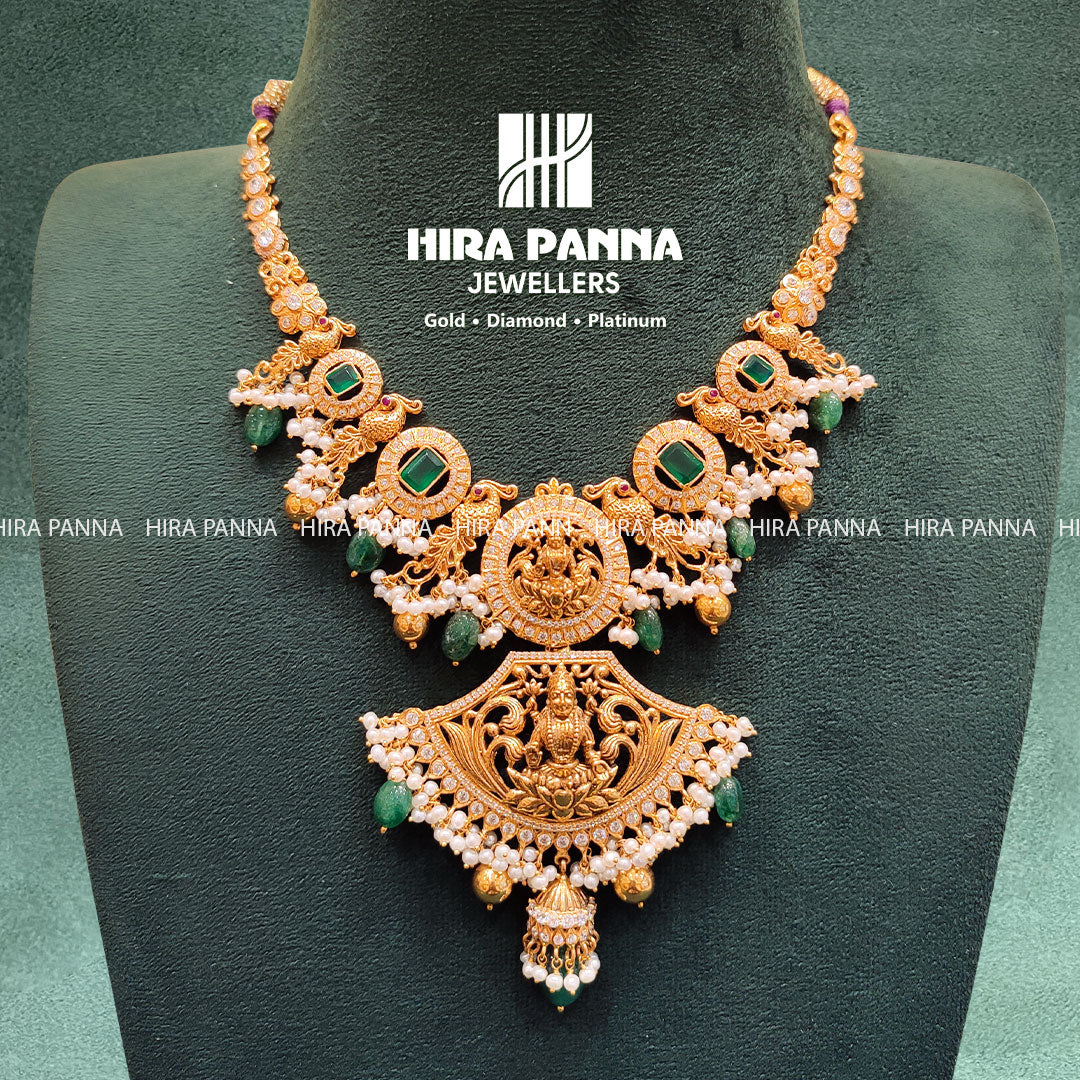 Lakshmi Devi Emerald Neckwear