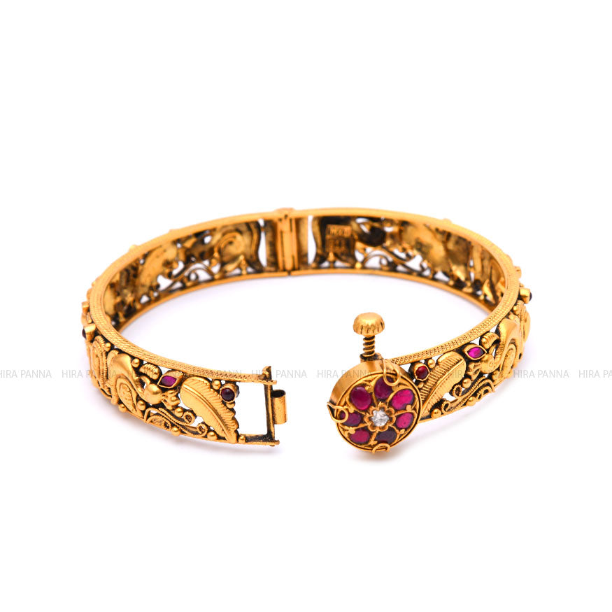 Kundan Bangle