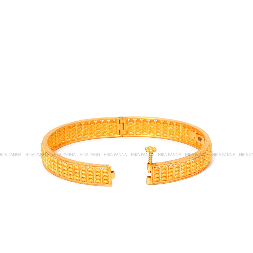 Classic Plain Screw Bangles