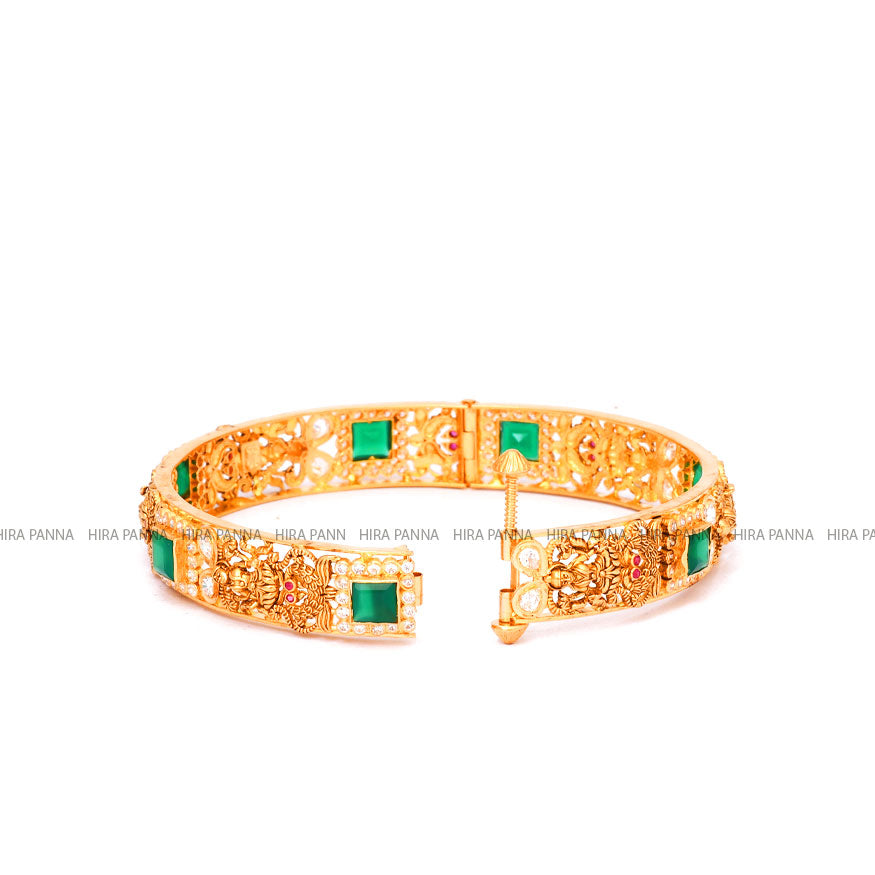 Antique Laxmi Emerald Broad Bangles