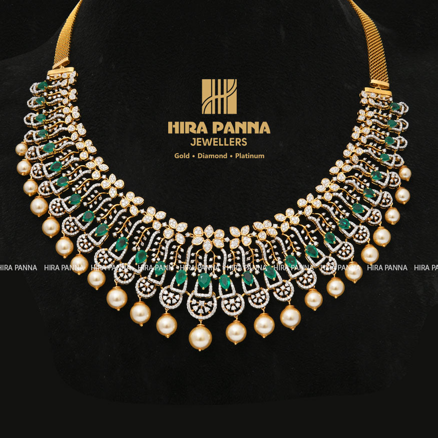 Elezebeth Emerald Neckwear