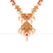 Antique Ruby Pachi Neckwear