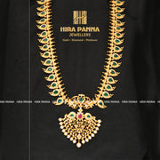 Fancy Emerald Mango Neckwear