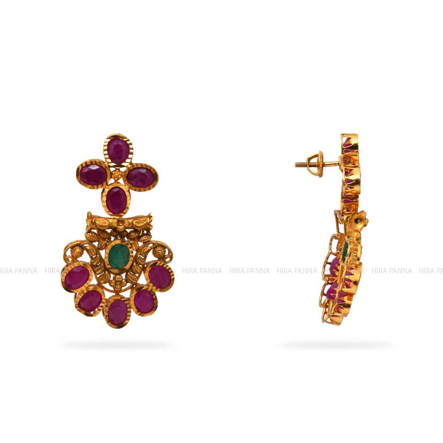 Gold Chandbali Earrings