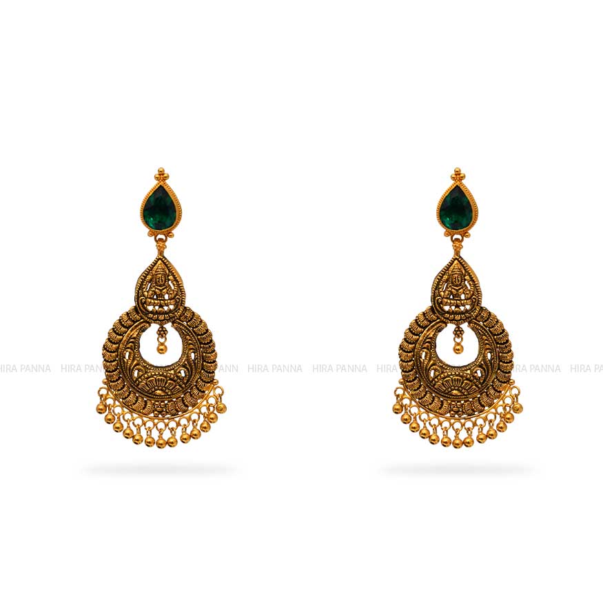 Gold Chandbali Earrings